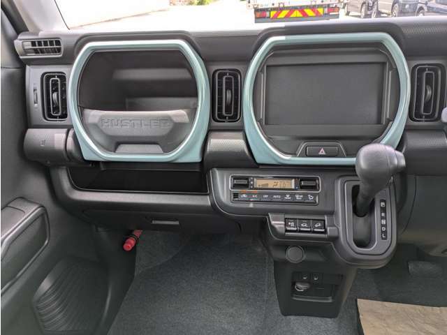 古城モータースの販売スタッフは自動車のプロフェッショナルです。自動車の知識が全くないお客様でも安心してご来店下さい♪