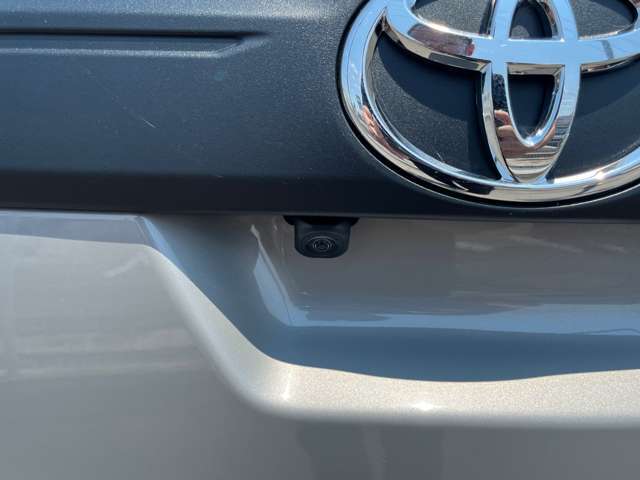★もしもの時でも安心の板金工場併設★大切にされている愛車の傷もエイチプラスにお任せください★ご購入いただいたお車以外の車のキズ・へこみも元通り★国家資格を取得しているスタッフが修理いたします★