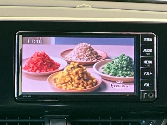 WECARSでは各商談席に大型モニターをご用意しております！見やすい大画面でゆったりと全国の在庫をご覧いただけます！是非ご来店お待ちしております！