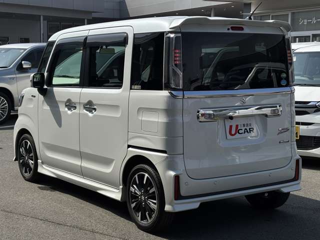 【ABS】急ブレーキをかけた場合でもタイヤがロックしないので，車の進行方向が安定し，障害物を回避しやすくなります！安心ですね☆