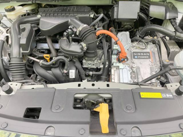 親切・丁寧な専門メカニックスタッフが応対！・車検・点検整備・事故等の修理などアフターサービスも安心。お車のカスタマイズもネクステージのサービススタッフまでご相談ください！