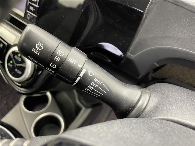 【運転席操作部】快適なドライブを楽しむための機能が装備されています！運転席から触れるので、使いやすいです！除菌プランいれていただくと、さらに清潔で安心していただけます！