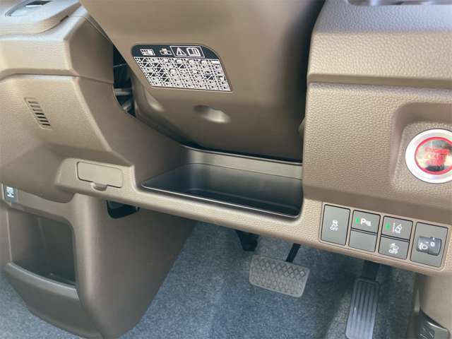 ご覧いただきありがとうございます♪気になったお車がありましたらお気軽にお電話をください！