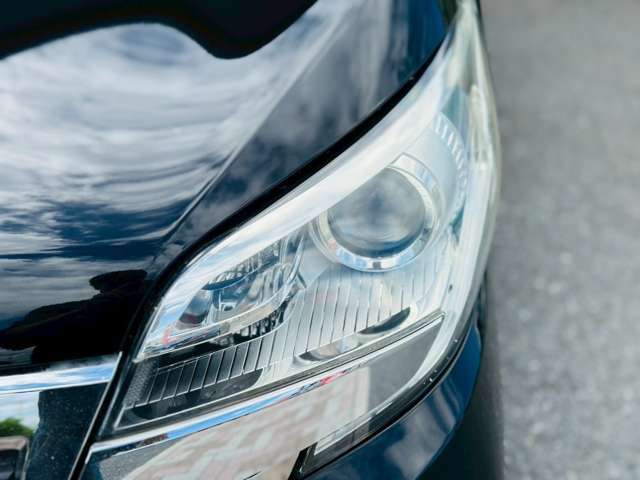 ヘッドライト曇りなくスッキリしてます♪