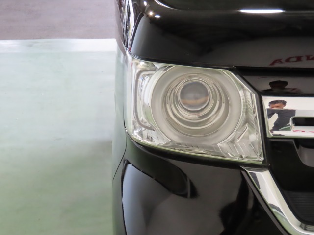 LEDヘッドライトで夜間や雨天時のドライブを明るくサポート！省電力、耐久性にも優れています。