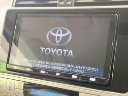 【純正9型ナビ】インテリアに溶け込むスタイリッシュな「専用設計」メーカーナビを装備♪視認性や操作性など基本性能にも優れ、より上質なカーライフをお楽しみいただけます。