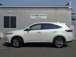 ロングラン保証1年付きです。保証距離は走行距離無制限となっております（プラスでの延長保証もございますがその場合は有料となっております。詳しくはスタッフまでお尋ねください。）