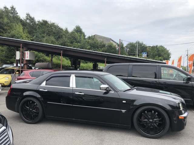 クライスラー300C HEMI5.7ℓ車検令和8年6月迄 クライスラー 300C 5.7 HEMI（価格:168万円, 東京都, 物件番号