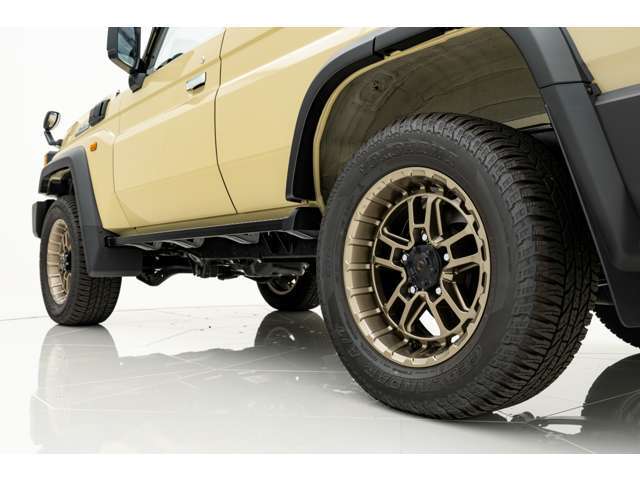 ●メーカーの保証継承可能な車両の場合は、保証継承の手続きを行ってからご納車させていただきます。ご購入後も安心してお乗りいただけます。