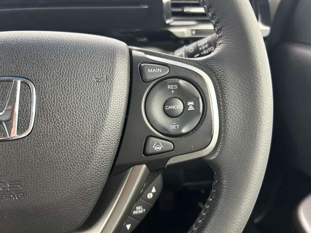 【運転席操作部】快適なドライブを楽しむための機能が装備されています！運転席から触れるので、使いやすいです！除菌プランいれていただくと、さらに清潔で安心していただけます！