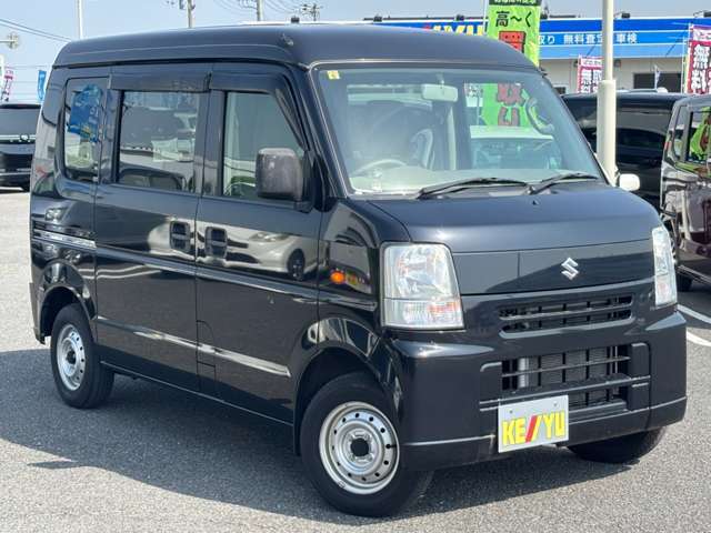 当社の展示車は全車両に”社団法人自動車公正取引協議会”の車両状態説明書を掲示しております。修復歴の有無は勿論、ドア等の外板の交換歴の有無までも表示☆口頭説明では無く書面にてお渡ししております♪