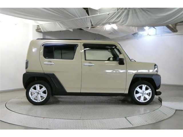 日常使いから休日のレジャーまで幅広くご使用いただけます。