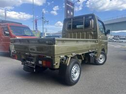 自社認証工場を完備しておりますので、納車前の車検・整備や、アフターメンテナスもばっちりですので、安心して当社にお任せ下さい。また、当社にて車輌ご成約のお客様はオイル交換永久無料のサービス付きです！