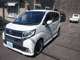 ・人気の「カスタムX」グレード！フルエアロ＆アルミホイールでスタイリッシュ！・スマートアシストII搭載で衝突回避支援・誤発進抑制など安全機能も充実！