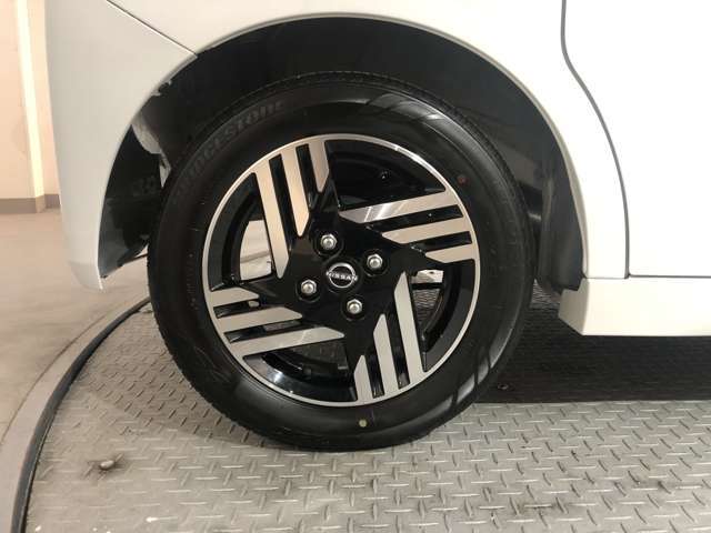 タイヤサイズは155/65R14です☆