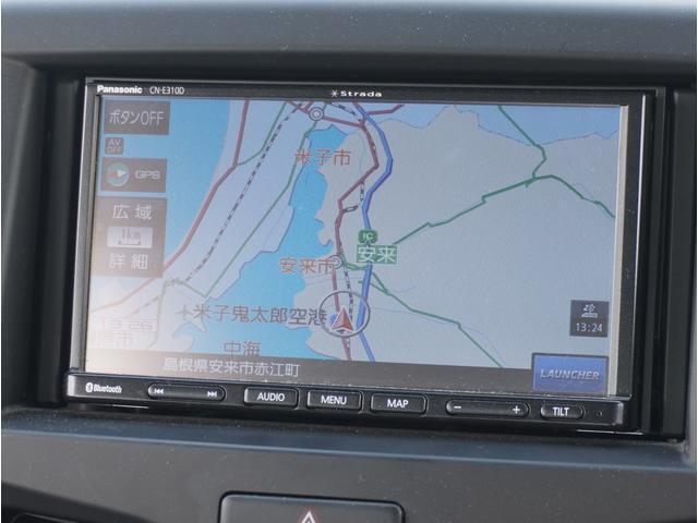 【ナビ】ナビ付いてます。初めての旅先やドライブでも安心して目的地まで案内してくれます。お近くのスズキ自販島根までお越しください。