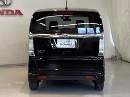 購入後も自社指定整備工場完備でお客様の愛車をしっかりサポート致します！御納車時には安全かつ安心してお乗り頂けるようホンダ専門知識を持つ整備スタッフが点検・整備・装備も説明をしてお渡ししております。