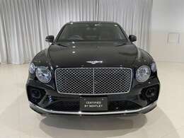 ボディカラーはオニキスです。