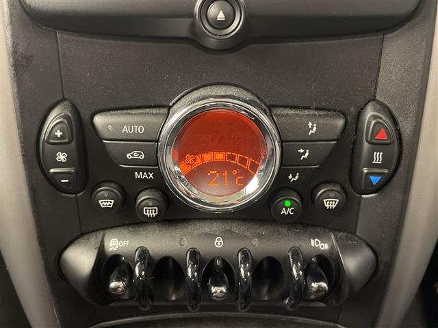 【お問い合わせください】写真の内容に関してやおクルマ購入までの流れなどご不明点、ご質問等がございましたらお気軽にガリバー店舗までお問い合わせください。