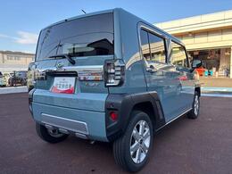 静岡ダイハツの中古車は、展示前に徹底した洗車や室内清掃を実施しております。