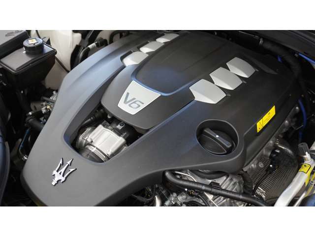 Maserati神戸の車輌も共有しておりますので、お気軽にお問い合わせ下さい♪♪☆無料通話番号☆0078-6002-354690