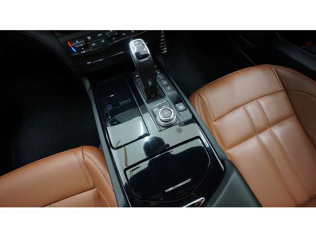 高年式車輌にてMaseratiディーラーのみがご提供できる、サーティファイドプレオウンド（有償保証）にご加入頂けます！！全国のMaseratiディーラーにて保証対応可能で御座います。