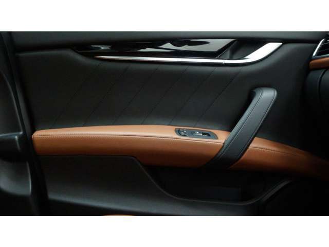 Maserati神戸の車輌も共有しておりますので、お気軽にお問い合わせ下さい♪♪☆無料通話番号☆0078-6002-354690