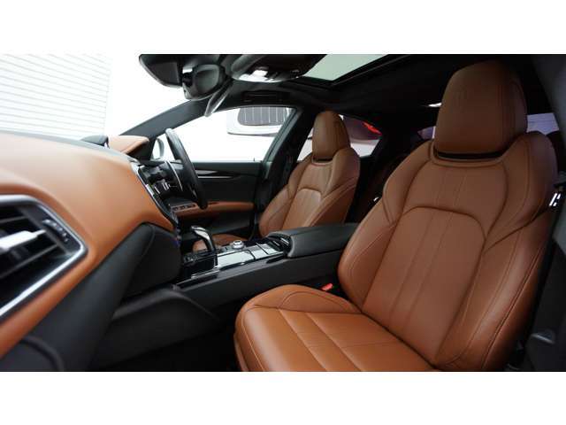 メーカーオプション装備：ナチュラルレザー。☆無料通話番号☆0078-6002-354690