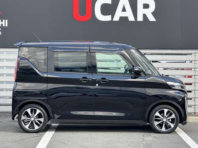 専門スタッフが心をこめて丁寧に洗っております！綺麗で安心な中古車を是非ご検討下さい！