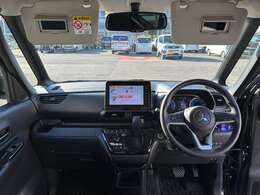 背が高い分フロントガラスも大きいので視野も広く運転しやすい！