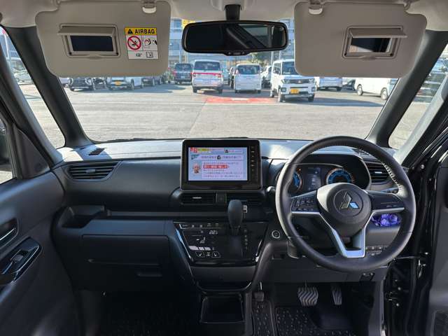 背が高い分フロントガラスも大きいので視野も広く運転しやすい！