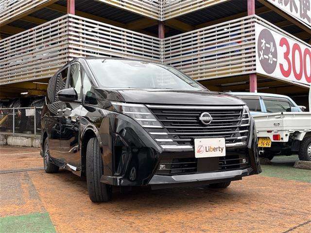■□■□■ アフターサービスも安心！！ 自社整備工場・自社鈑金工場・積載車を完備しておりますので、お客様のご購入後も手厚くサポートいたします！！  ■□■□■