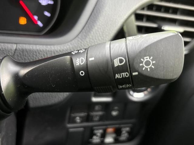 国産車から輸入車まで多様なお客様のニーズのお応えできるように、全国規模で豊富な在庫展開！車のことならWECARSへ！