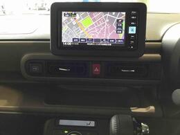 純正ナビ　バックモニター付き