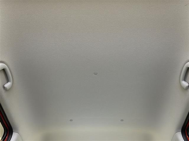 【天井】天張りにシミやへたりがなくきれいな状態です！