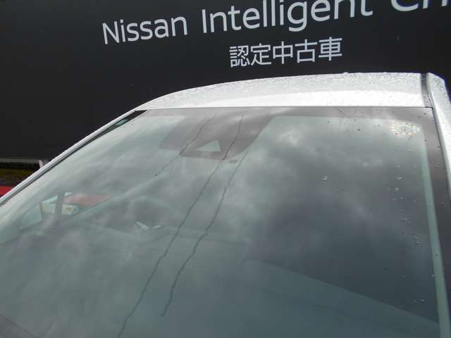 衝突被害軽減ブレーキです。万が一の時に安心感が違います