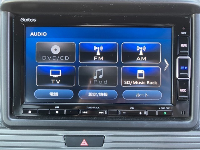 嬉しいナビ付♪これで遠出も安心です。目的地まで連れて行ってくれます。ドライブが楽しくなりますね。