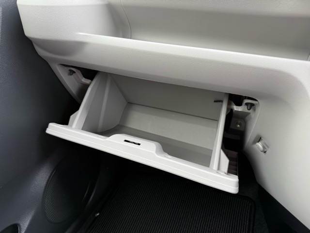 グローブボックスになります！