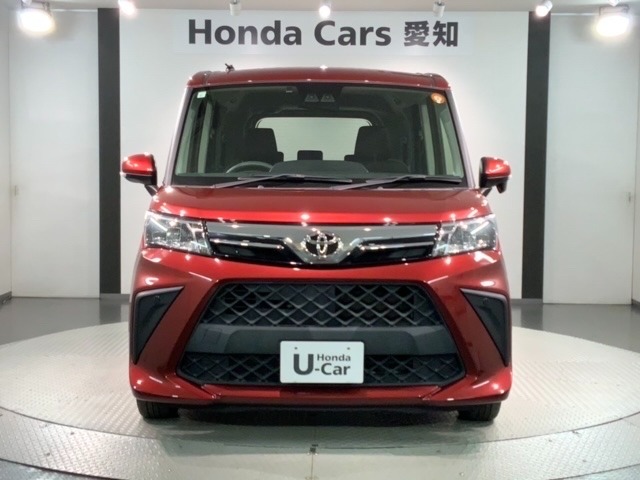 当社の車両には『安心して車選びをしていただくために』お支払い総額を表示しております。税金、自賠責保険料、登録費用、リサイクル料金が含まれており、県内登録及び届出で店頭納車の場合になります。