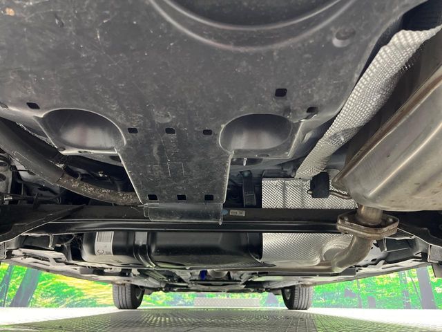 下回りがきれいなうちに、防錆加工の施工がオススメ。降雪地域はもちろん、沿岸部にお住いの方や、趣味でマリン・ウィンタースポーツをされる方に大変好評いただいております。