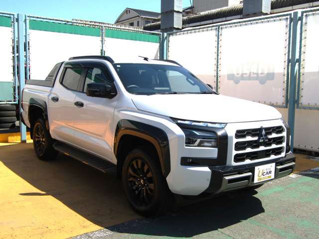 当店では全国へ輸送・納車をいたしております。輸送費用はお客様のお住まいや車種によって異なりますのでお気軽にお問い合わせください。