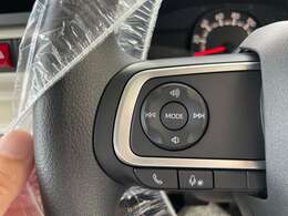 【純正アップグレードパック付】当社指定のナビを付けていただくとステアリングスイッチで操作できるようになります。