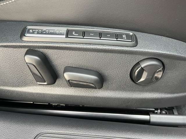 車検、鈑金、ドライブレコーダーの取り付けも承っております！お気軽にご相談ください！