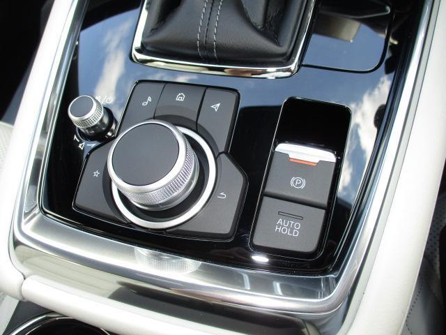 マツダコネクトコマンダーは運転席左側に配置★慣れてくると手元を見ずに操作頂けます★