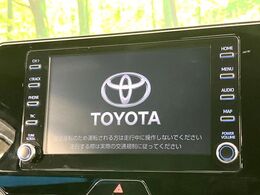 【8インチ　ディスプレイオーディオ】大画面ディスプレイへお持ちのスマートフォンと連携して、ナビやbluetoothでの音楽再生が可能です♪デザインはもちろん操作性も良好！別途ナビ機能の取付可能です♪