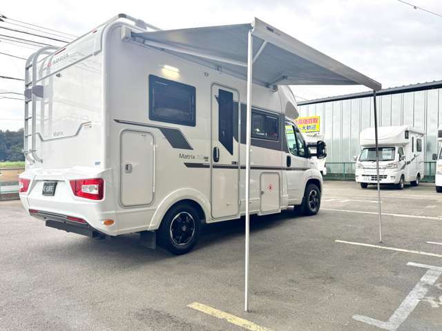当店では、「商談中」などでお車を押さえておくことはできかねます。中古車は早い物勝ちです
