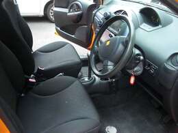 室内の傷　汚れ等も少なく年式以上のお車です！当店おススメ車です('◇')ゞ