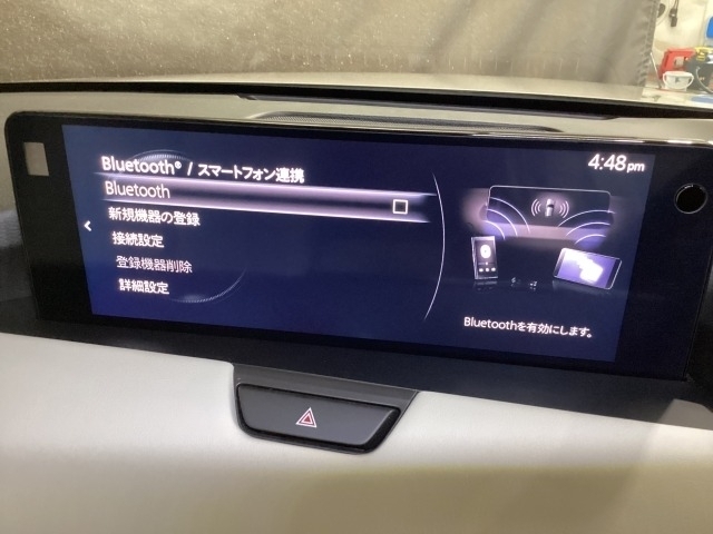 Bluetoothに接続することで、スマートフォンに入っている音楽アプリを車内で楽しめたり、通話が出来ます♪