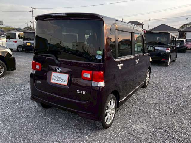 中古車販売　オーシャンデザイン福岡本店　〒811-4305福岡県遠賀郡遠賀町松の本4丁目11-21　TEL：093-235-9870　FAX：093-235-6108