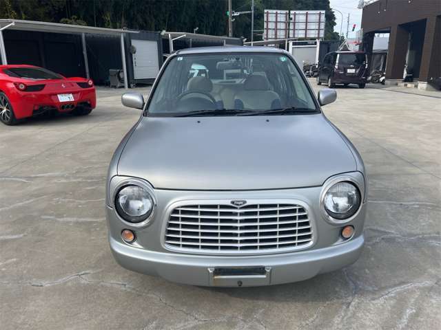 数ある販売店中から弊社の物件をご覧頂きまして、誠にありがとうございます。気になる点がありましたら、ご連絡下さい。『0066-9711-788940』「カーセンサーを見た」と仰って頂けますと、スムーズにご案内出来ます。